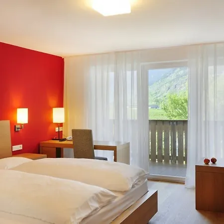 Hotel Vinschgerhof 4*