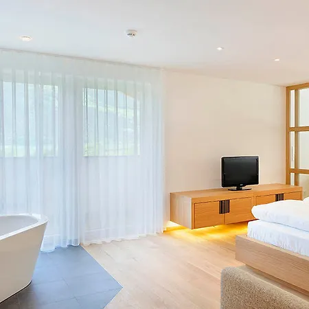 Hotel Vinschgerhof 4*